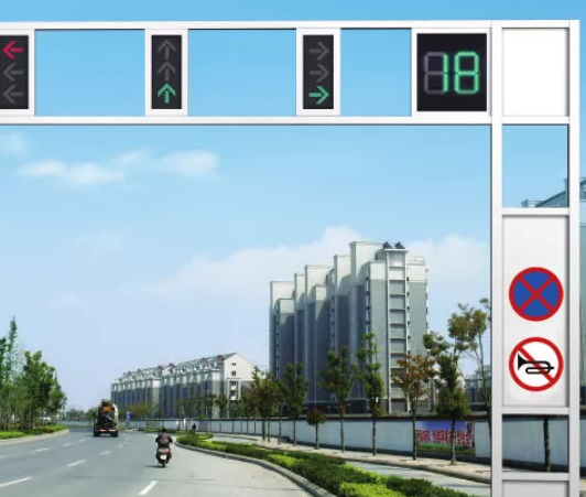 道路（lù）交通（tōng）信號燈杆位置