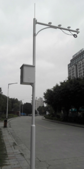 道路（lù）電子警（jǐng）察杆件